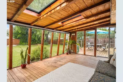 321 SE 108th Ave, Portland, OR 97216 - Photo 28