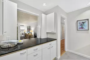 2309 SW 1st Ave, Portland, OR 97201 - Photo 24