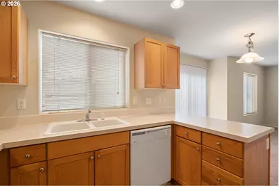 618 NE Mariners Loop, Portland, OR 97211 - Photo 14