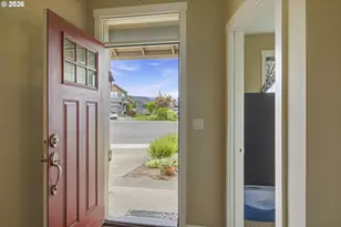 905 Dale Ct, Molalla, OR 97038 - Photo 2
