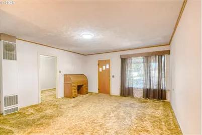 338 W High St, Athena, OR 97813 - Photo 2