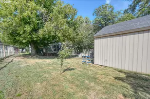 338 W High St, Athena, OR 97813 - Photo 28