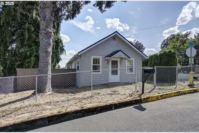 634 NW 5th Ave, Camas, WA 98607 - Photo 2