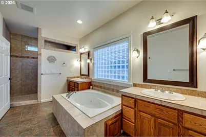 805 Insel Rd, Woodland, WA 98674 - Photo 14