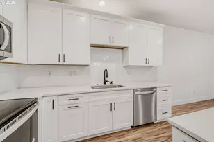 6445 SE 143rd Ct, Portland, OR 97236 - Photo 6