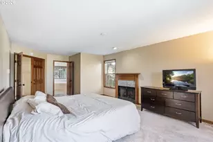 17973 St Clair Dr, Lake Oswego, OR 97034 - Photo 16