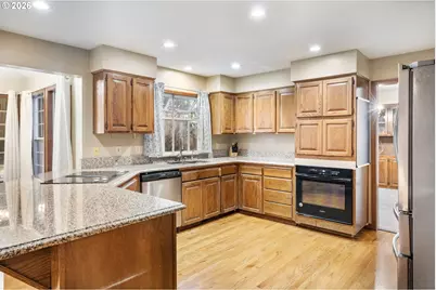 17973 Saint Clair Dr, Lake Oswego, OR 97034 - Photo 8