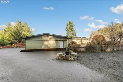 65759 E Bay Rd, North Bend, OR 97459 - Photo 10