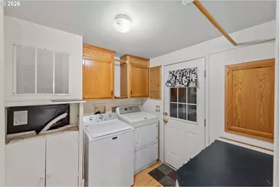 65759 E Bay Rd, North Bend, OR 97459 - Photo 30