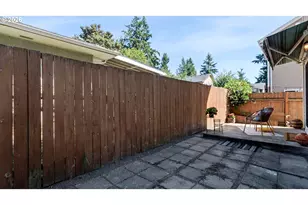 422 NE 141st Pl, Portland, OR 97230 - Photo 34