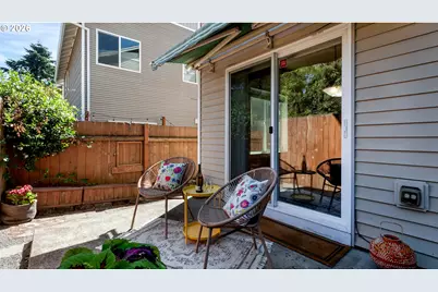 422 NE 141st Pl, Portland, OR 97230 - Photo 32