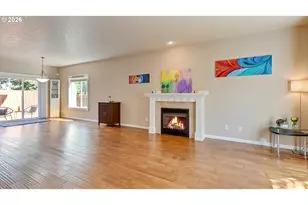 422 NE 141st Pl, Portland, OR 97230 - Photo 4
