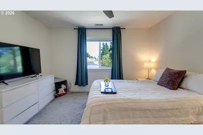 422 NE 141st Pl, Portland, OR 97230 - Photo 20