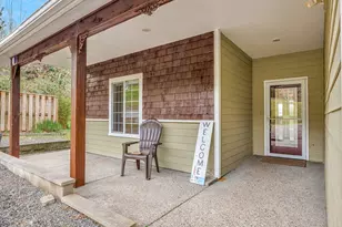 1805 Broadway St, Seaside, OR 97138 - Photo 4