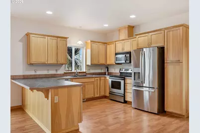 1805 Broadway St, Seaside, OR 97138 - Photo 12