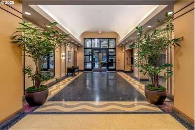 420 NW 11th Ave #503, Portland, OR 97209 - Photo 24