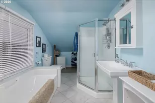 825 NW 1st St, Newport, OR 97365 - Photo 24