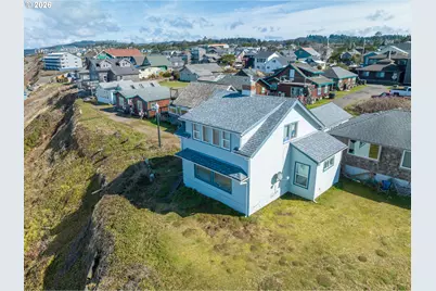 825 NW 1st St, Newport, OR 97365 - Photo 1