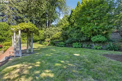 2680 Greentree Rd, Lake Oswego, OR 97034 - Photo 32