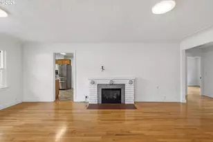 1161 NW Ellis St, Roseburg, OR 97471 - Photo 12