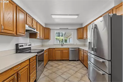 1161 NW Ellis St, Roseburg, OR 97471 - Photo 14