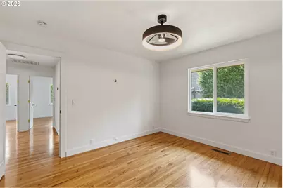 1161 NW Ellis St, Roseburg, OR 97471 - Photo 18