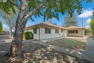 1161 NW Ellis St, Roseburg, OR 97471 - Photo 44