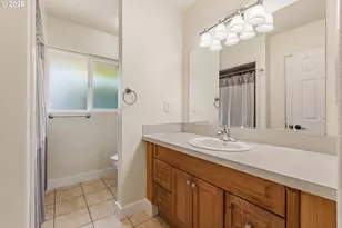 1161 NW Ellis St, Roseburg, OR 97471 - Photo 22