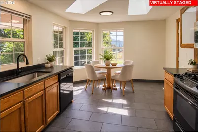 102 NW Manly St, White Salmon, WA 98672 - Photo 4