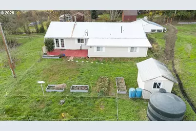 22240 Tiller Trail Hwy, Days Creek, OR 97429 - Photo 24