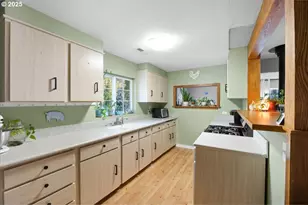 22240 Tiller Trail Hwy, Days Creek, OR 97429 - Photo 8