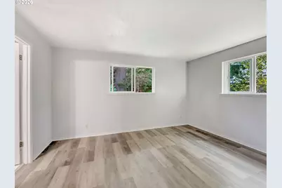 343 Cumberland St, Astoria, OR 97103 - Photo 22
