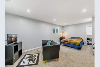 343 Cumberland St, Astoria, OR 97103 - Photo 36