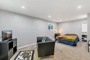 343 Cumberland St, Astoria, OR 97103 - Photo 36