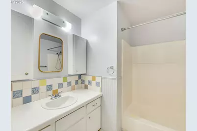 343 Cumberland St, Astoria, OR 97103 - Photo 14