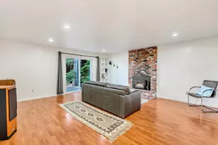 343 Cumberland St, Astoria, OR 97103 - Photo 28