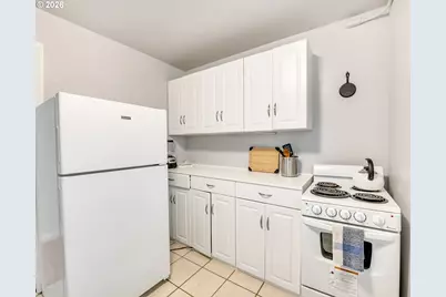 343 Cumberland St, Astoria, OR 97103 - Photo 32