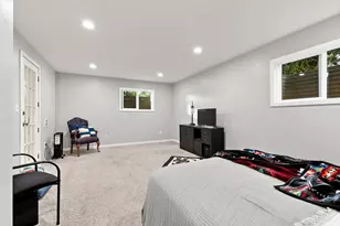 343 Cumberland St, Astoria, OR 97103 - Photo 36