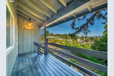 343 Cumberland St, Astoria, OR 97103 - Photo 40