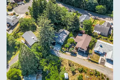 343 Cumberland St, Astoria, OR 97103 - Photo 42