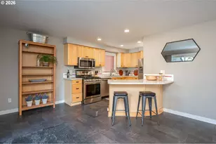 8670 SW Stratford Ct, Portland, OR 97224 - Photo 18