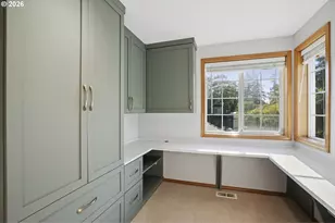 2474 NE Lindsey Dr, Hillsboro, OR 97124 - Photo 24