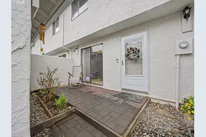 3214 NE 29th St, Gresham, OR 97030 - Photo 2