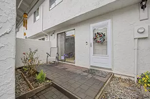 3214 NE 29th St, Gresham, OR 97030 - Photo 2