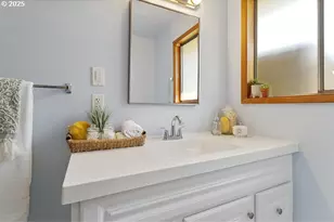 12395 SE Main St, Portland, OR 97233 - Photo 22