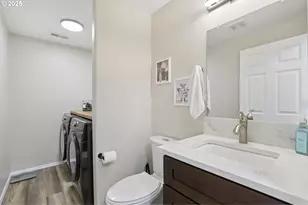 2488 SW Taylor Dr, McMinnville, OR 97128 - Photo 14