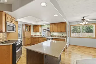 3638 NE 150th Ave, Portland, OR 97230 - Photo 8