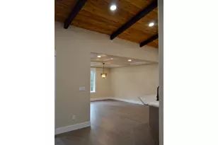 2957 Sylvan Dr, Grants Pass, OR 97527 - Photo 4