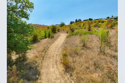 633 Highland Vista Ln, Roseburg, OR 97471 - Photo 24