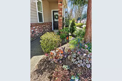 7856 SW 31st Ave #7, Portland, OR 97219 - Photo 2